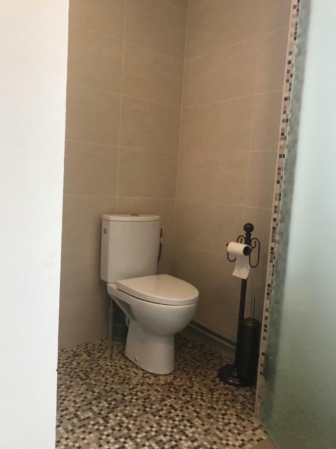 Guest House In Dobele City Center- Pilsetas Maja Экстерьер фото